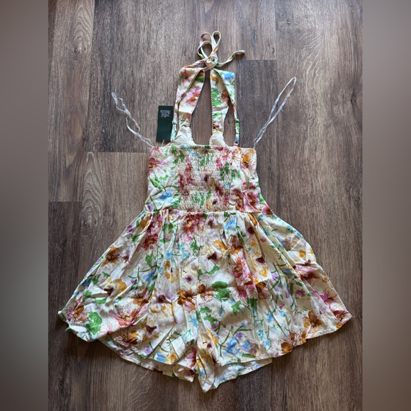 Women’s Hook and Eye Romper - Picture 7 of 10